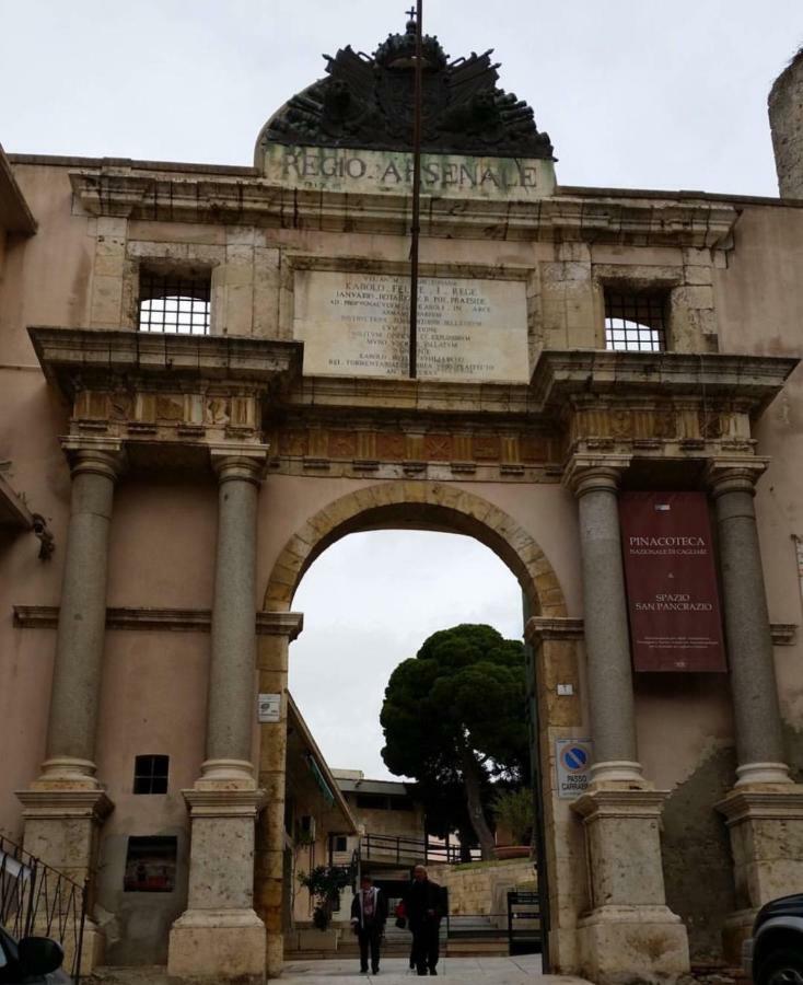 Cagliari Centro Citta Rooms Exterior photo